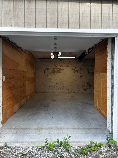 20 x 10 Garage in Somerville, Massachusetts