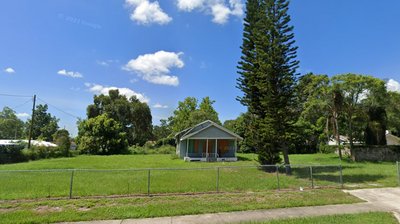 100 x 60 Unpaved Lot in Orlando, Florida near [object Object]