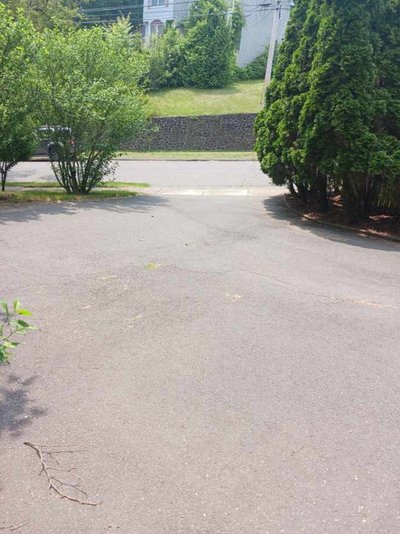 20 x 20 Driveway in Stratford, Connecticut near [object Object]