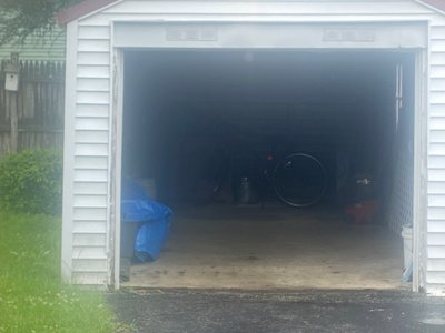 20 x 10 Garage in Pittsfield, Massachusetts near [object Object]