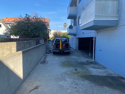 25 x 10 Parking Lot in Los Angeles, California near [object Object]