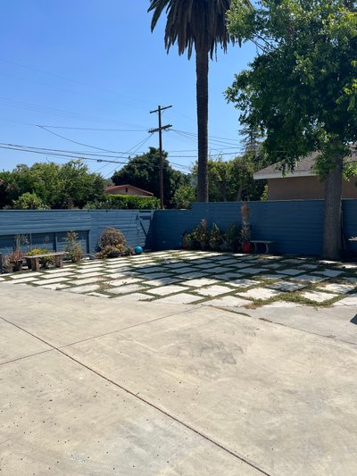 10 x 20 Driveway in Los Angeles, California near [object Object]