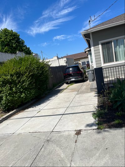 20 x 20 Driveway in Salinas, California near [object Object]