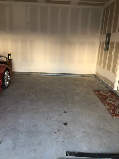 20 x 15 Garage in Manor, Texas near [object Object]