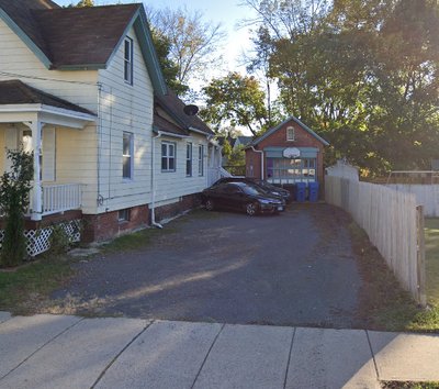 30 x 10 Driveway in New Britain, Connecticut near [object Object]
