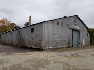 25 x 10 Warehouse in Dudley, Massachusetts