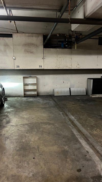 10 x 30 Parking Garage in Culver City, California near [object Object]