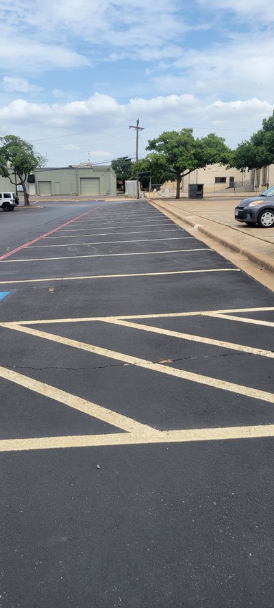 20 x 10 Parking Lot in Farmers Branch, Texas near [object Object]