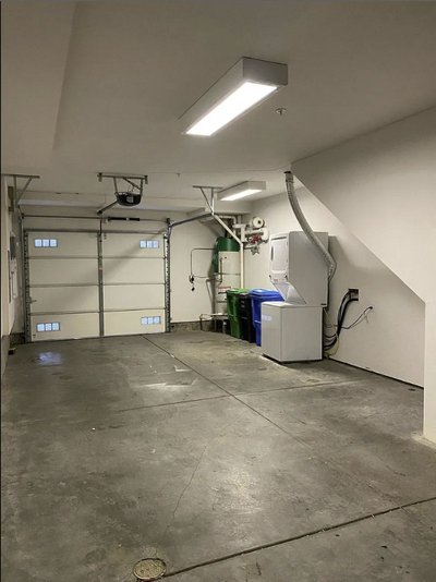 30×10 self storage unit at Fisher Ave San Francisco, California