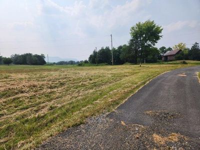30 x 10 Unpaved Lot in Front Royal, Virginia near [object Object]