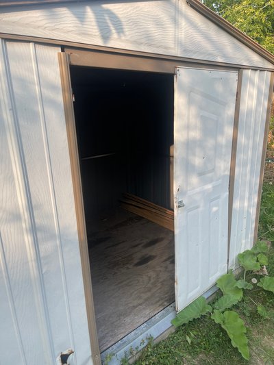 10 x 8 Shed in Wheeling, Illinois