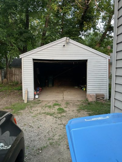 20 x 15 Garage in Lansing, Michigan