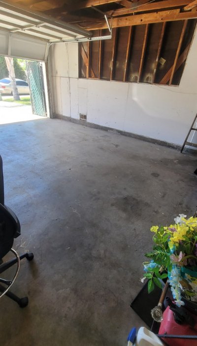 20 x 10 Garage in Riverside, California near [object Object]