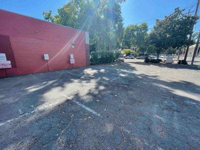 40 x 10 Parking Lot in Sacramento, California near [object Object]