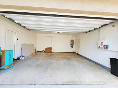 20 x 10 Garage in Ontario, California