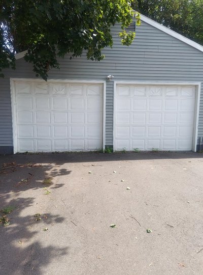 20 x 10 Garage in Meriden, Connecticut near [object Object]