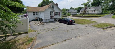 30 x 20 Driveway in Worcester, Massachusetts near [object Object]