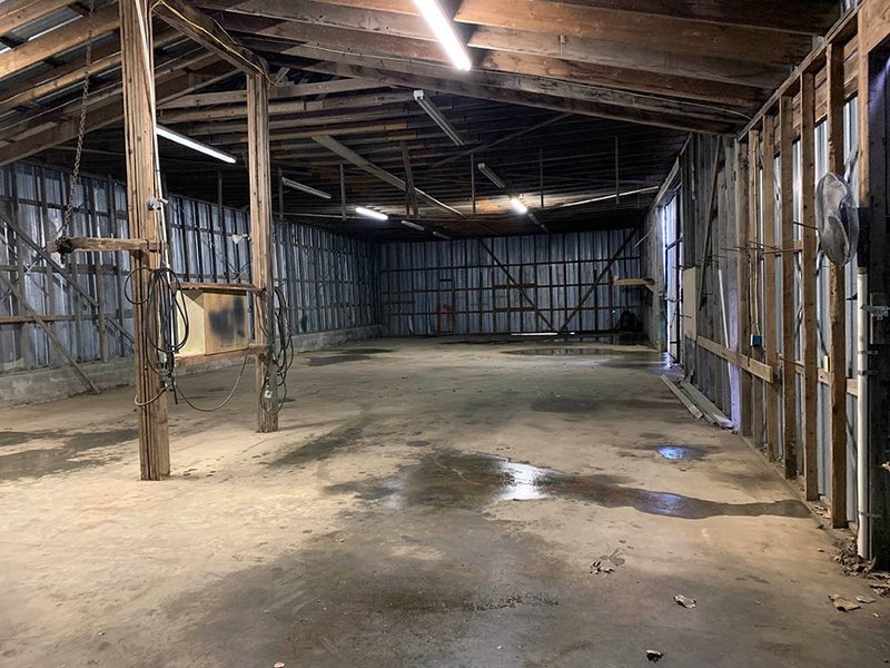 Warehouse in Reeds Spring, Missouri 1