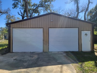 28 x 31 Garage in Pensacola, Florida