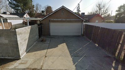 20 x 15 Driveway in Bakersfield, California near [object Object]