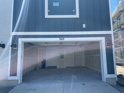 20 x 10 Garage in Saratoga Springs, Utah near [object Object]