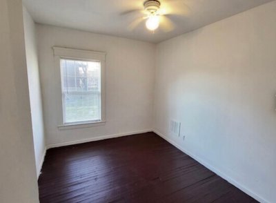 10 x 12 Bedroom in East Cleveland, Ohio near 12428 Benton Ct, Cleveland, OH 44108, United States