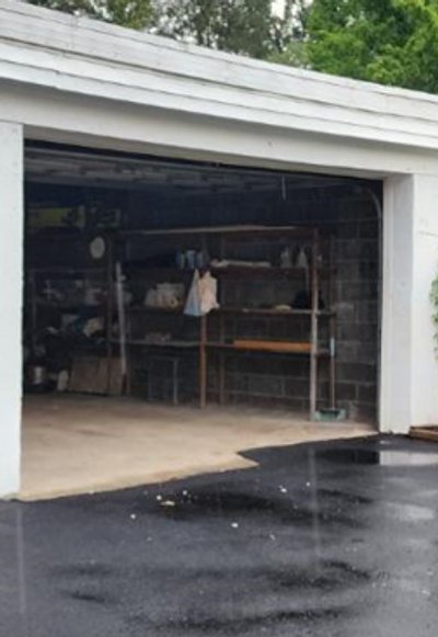 20×10 self storage unit at 123 Eastlawn Dr Englewood, New Jersey