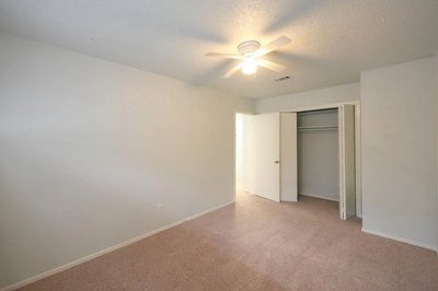 10 x 10 Bedroom in Austin, Texas near [object Object]