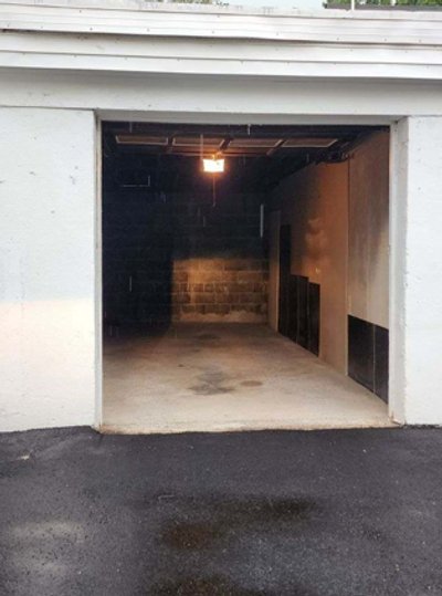 20×10 self storage unit at 123 Eastlawn Dr Englewood, New Jersey