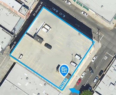 35 x 10 Parking Garage in Los Angeles, California near 1937 S Olive St, Los Angeles, CA 90007-1444, United States
