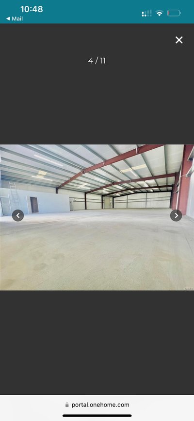 100 x 60 Warehouse in Sun City, California near [object Object]