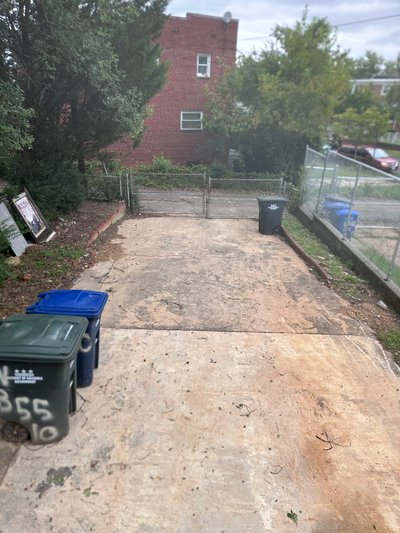 20 x 20 Driveway in Washington, District of Columbia near [object Object]