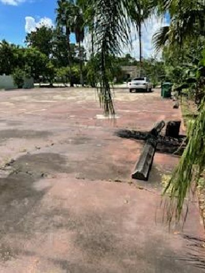 20 x 10 Parking Lot in Port St. Lucie, Florida near [object Object]