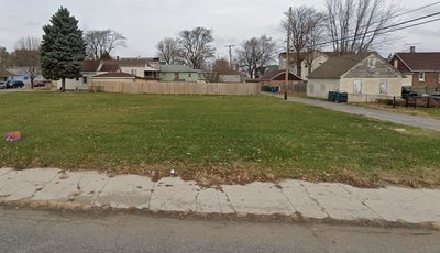 20 x 10 Unpaved Lot in Hammond, Indiana near [object Object]