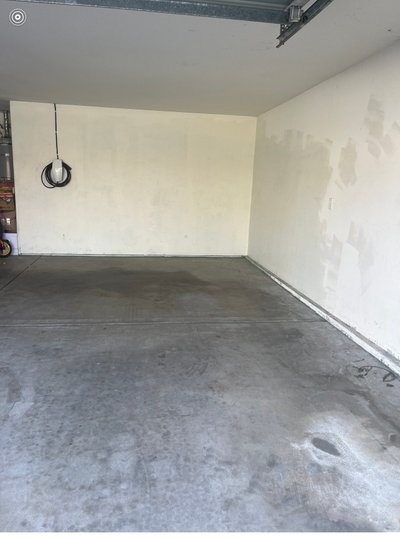 20 x 10 Garage in Cathedral City, California