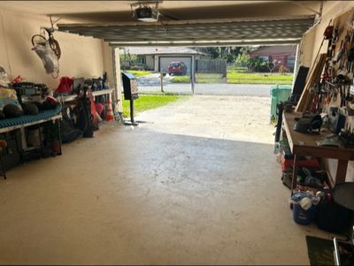 20 x 10 Garage in Melbourne, Florida near [object Object]