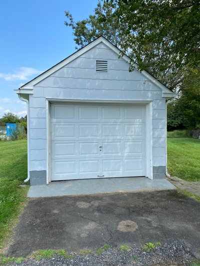 20 x 10 Garage in Horsham, Pennsylvania