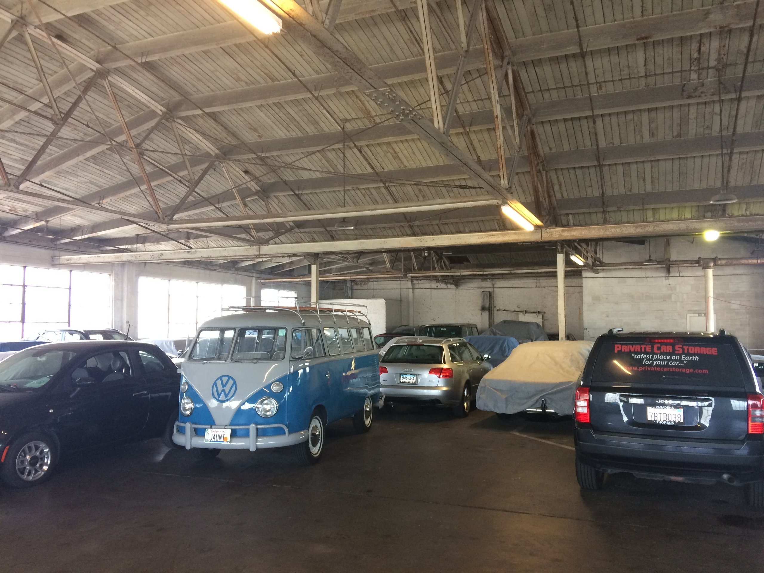 30x10 Parking Lot self storage unit in Pasadena, CA