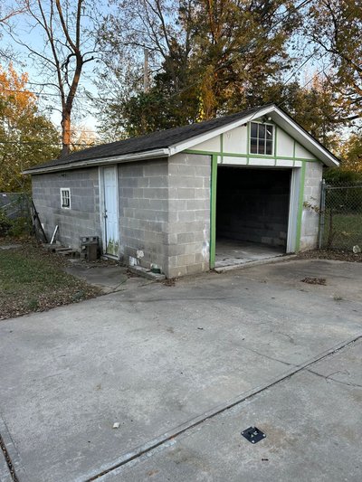 28 x 15 Garage in Kansas City, Missouri near [object Object]