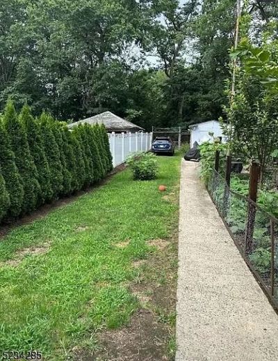 20 x 10 Unpaved Lot in Newark, New Jersey