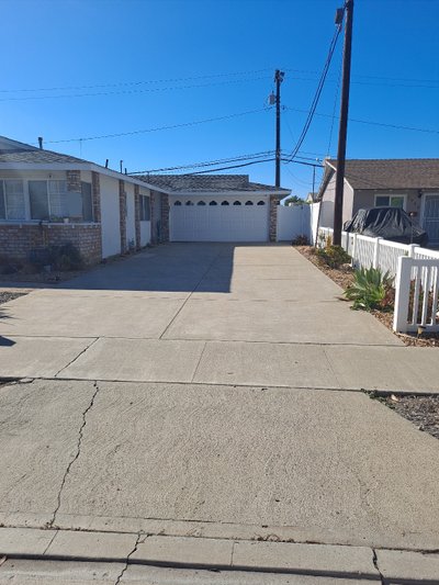 30 x 10 Driveway in Costa Mesa, California near [object Object]