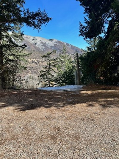 50 x 15 Unpaved Lot in Aspen, Colorado near [object Object]