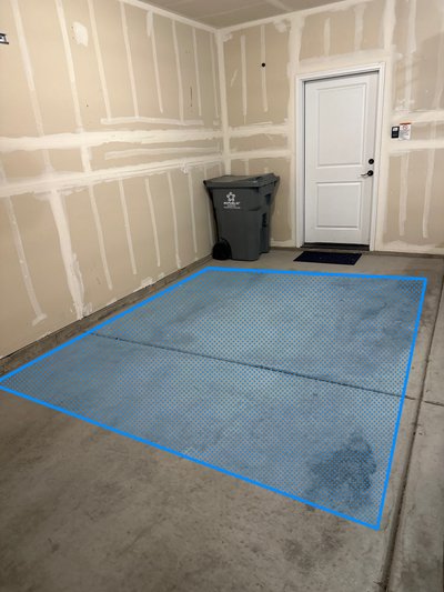 20 x 10 Garage in Saratoga Springs, Utah near [object Object]