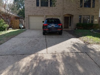 20 x 10 Driveway in Katy, Texas near [object Object]