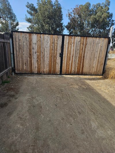 40 x 10 Unpaved Lot in Hanford, California near [object Object]