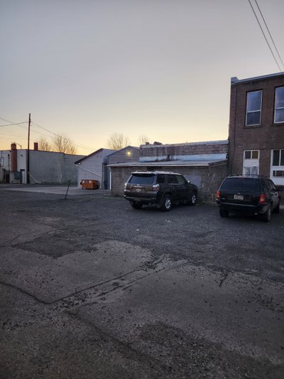 40 x 10 Parking Lot in Grandview, Washington near [object Object]