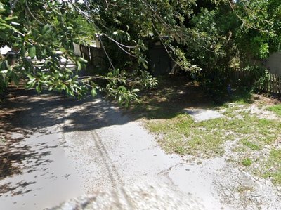40 x 10 Unpaved Lot in St. Petersburg, Florida near [object Object]