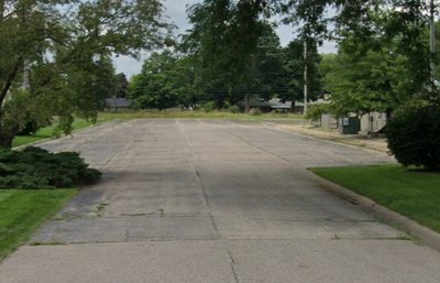 20 x 10 Parking Lot in Elkhart, Indiana near [object Object]