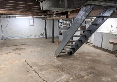 6 x 17 Basement in Ewing Township, New Jersey