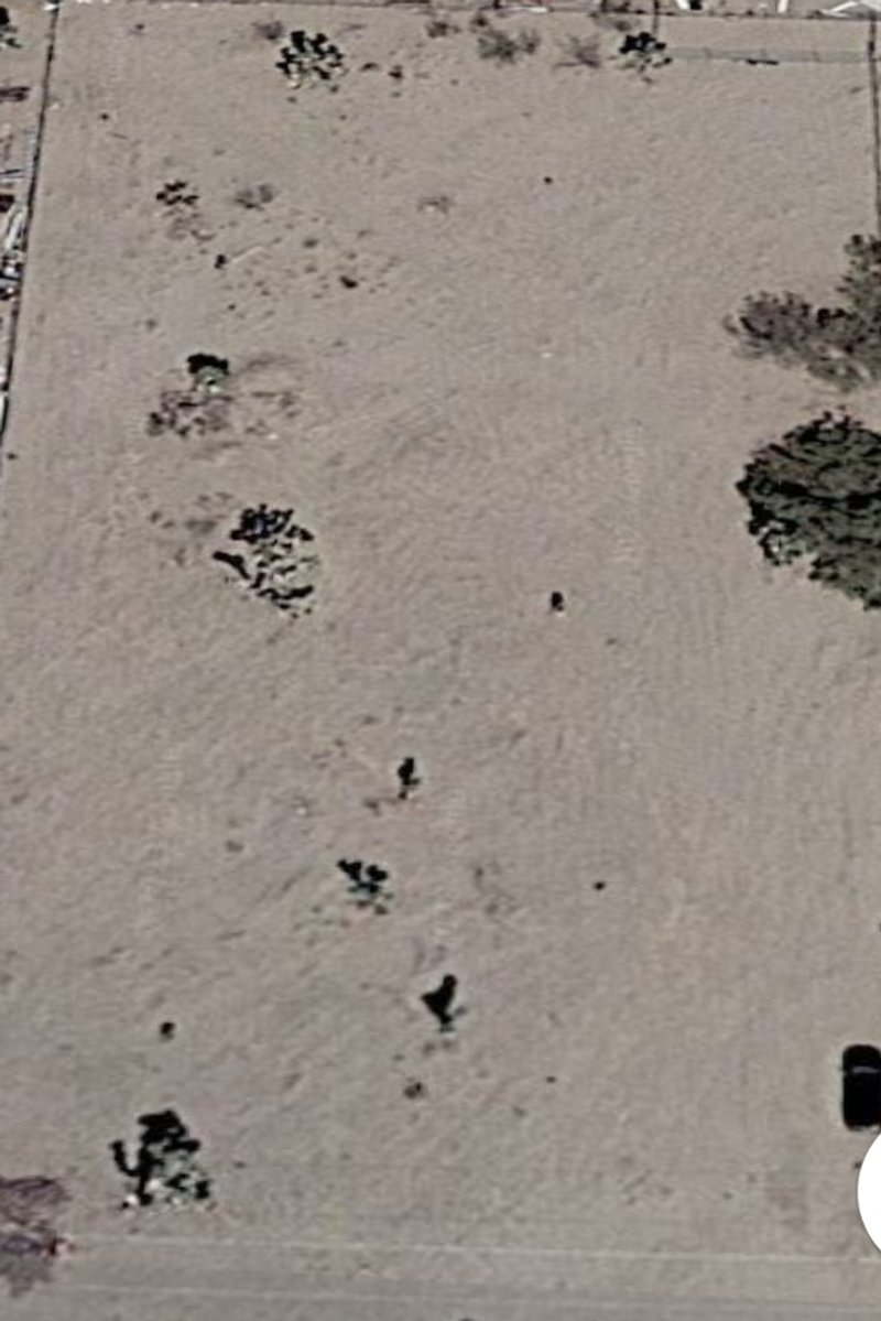 20 x 10 Unpaved Lot in Phelan, California near [object Object]